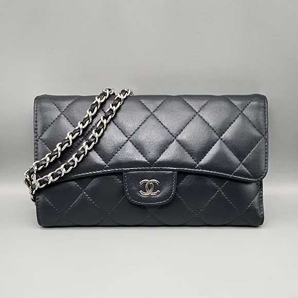 🩶CHANEL Grey Authentic Tri-fold Wallet/Clutch🩶 - Picture 3 of 17
